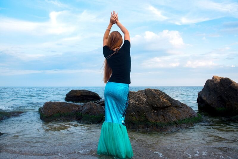 8 Best Mermaid Outfits for Beach Photoshoots in 2026